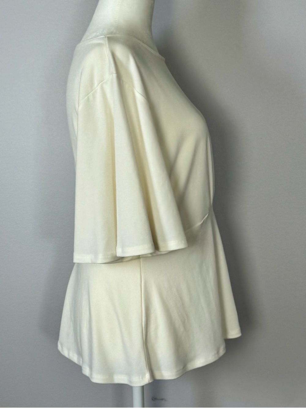 Banana Republic Cream Short Sleeve Peplum Blouse - Picture 5 of 7